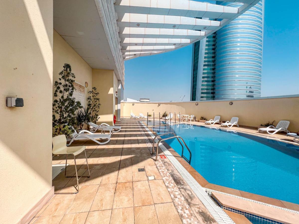 Cosmos Living Modern Studio Near Dubai Marina Exterior photo