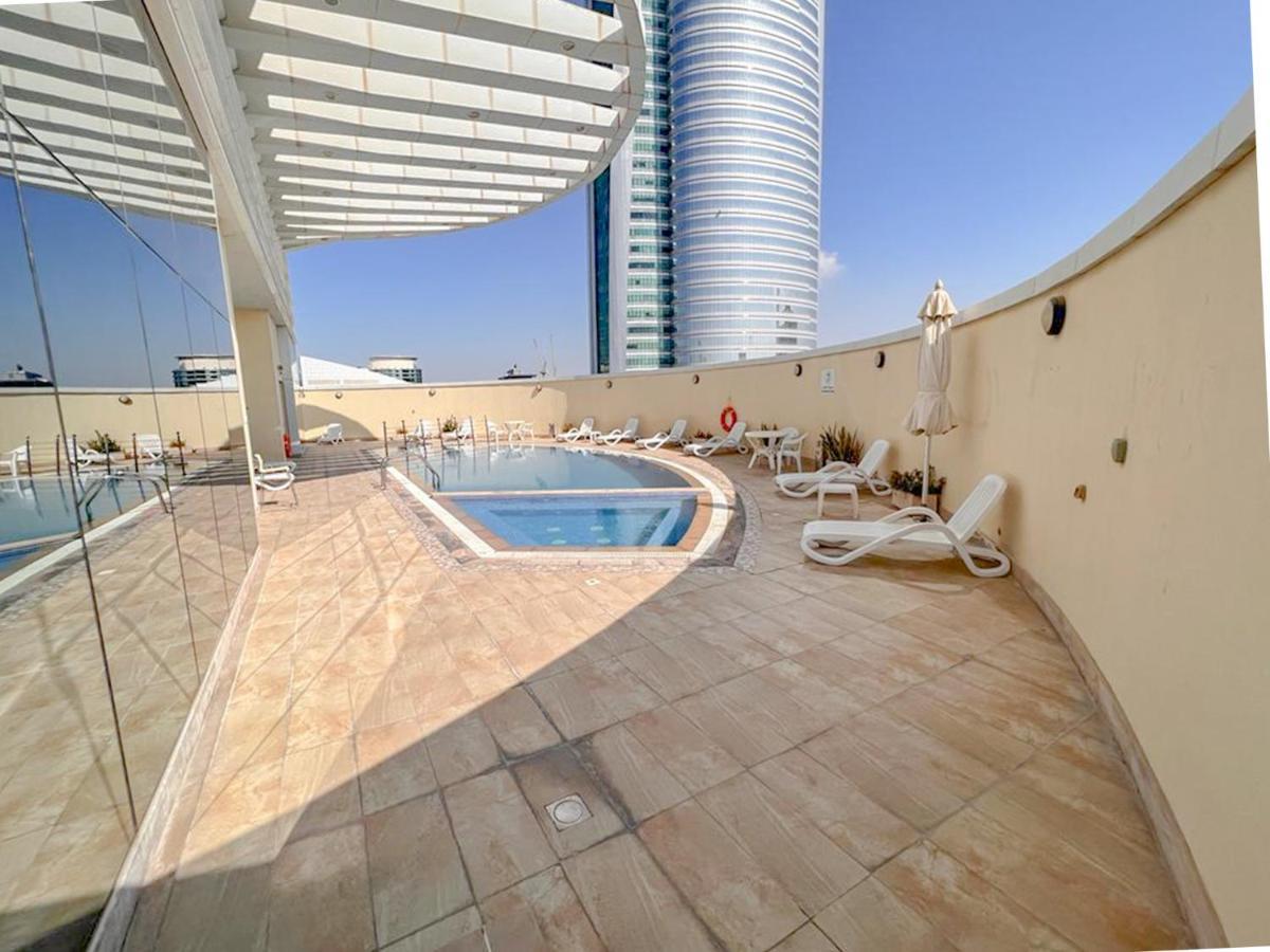 Cosmos Living Modern Studio Near Dubai Marina Exterior photo